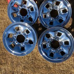 ハイエース200系　ハイラックス　ホイール