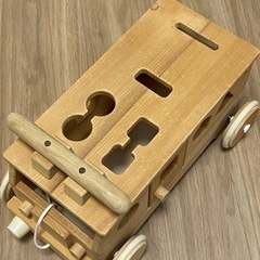 森のパズルバス