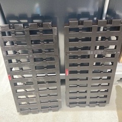 取引中パレット四枚の画像