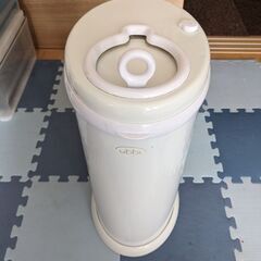 ubbi おむつペール