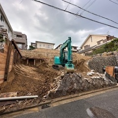 残土 中型 運びます