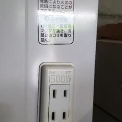 【ニトリ】電子レンジラック　コンセント・米びつ付きの画像