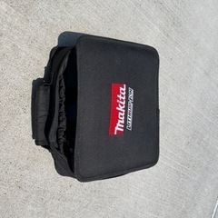 マキタ10.8vインパクト バッテリー2個 DIYに便利な丸鋸付き！ 7月末