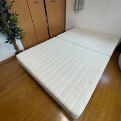 脚付きマットレス(セミダブル)の画像