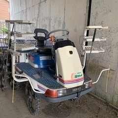 イセキ田植え機５条  実働品