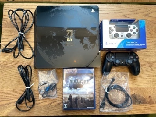 生活雑貨 PS4 FINAL FANTASY XV LUNA EDITION