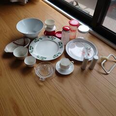食器、雑貨の画像