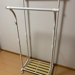 ハンガーラック