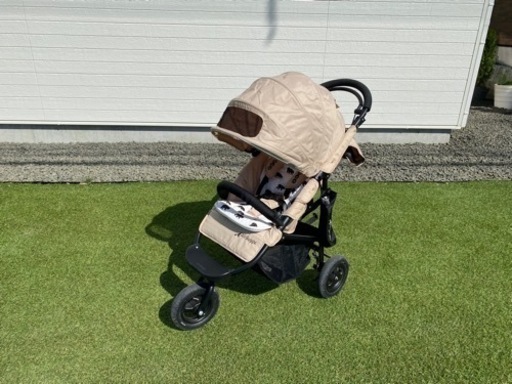 エアバギー ココ ブレーキモデル 3輪ベビーカー  3ヶ月～3歳頃 ベージュ ドリンクホルダー付き AirBuggy COCO