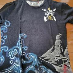 和柄のTシャツ　(Ａ)