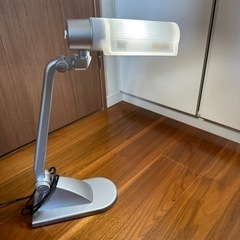 電気スタンドの画像
