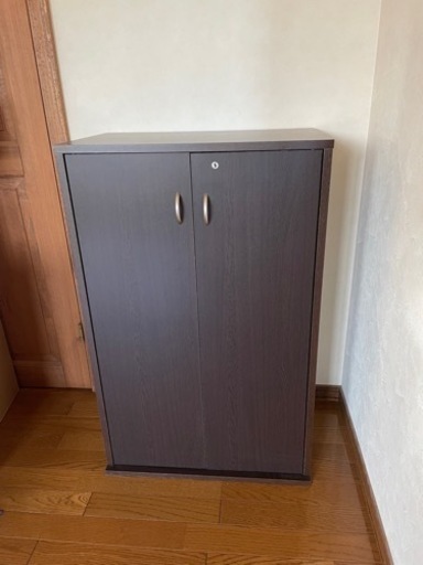 鍵付き収納ボックス