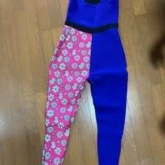１月末までサーフスーツ値下げ！美品