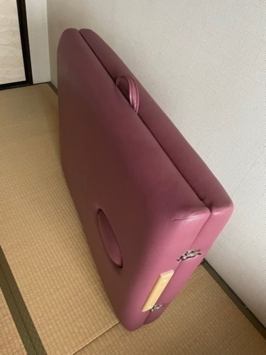 タカラ製、カイロプラクティック&整体マッサージベッド 【美品】マッサージベッド　カイロプラクティック　エステ　整体