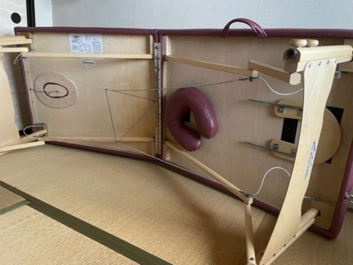 【美品】マッサージベッド　カイロプラクティック　エステ　整体