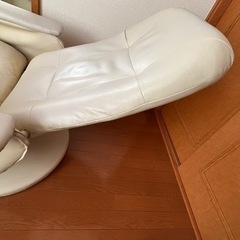 リクライニングチェアの画像