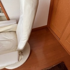 リクライニングチェアの画像