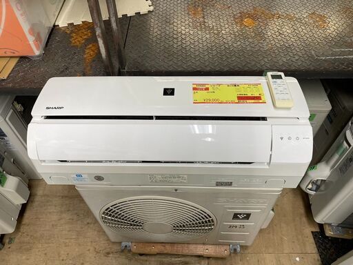 K04303　2019年製　シャープ　中古エアコン　主に6畳用　冷房能力　2.2KW ／ 暖房能力　2.5KW