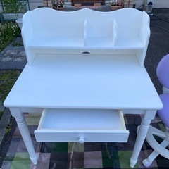 小学生用　学習机の画像