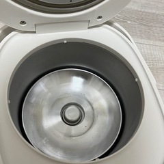 炊飯器 3合炊きの画像