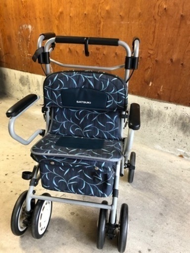シルバーカー　高齢者用手押し車　ナカバヤシ製造