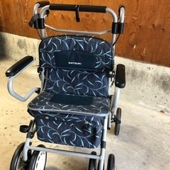 シルバーカー　高齢者用手押し車　ナカバヤシ製造