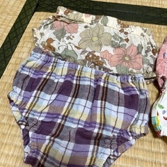 女の子　オーバーパンツ　4枚セットの画像