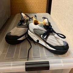 ローラーシューズ