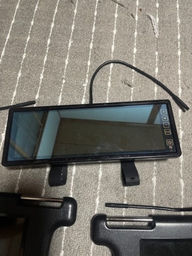 バイザーモニターとルームミラー用モニター‼️