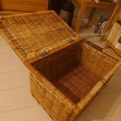 【交渉成立】蓋付ラタン収納ボックスの画像