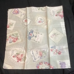 ハンカチ？布切れ?の画像