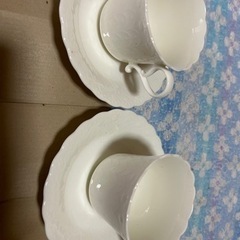 NARUMI「ティカップ&ソーサー」2セット