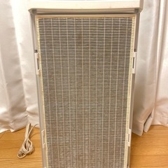 【引取人確定】空気清浄機　動作確認済  101076J  リモコン付(未使用)  シミあり　引き取り限定の画像