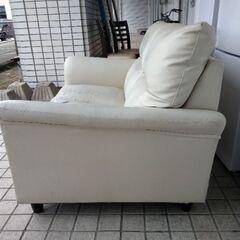 二人掛け ソファー 破れあります。 ソファの画像