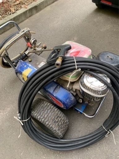 エンジン高圧洗浄機