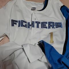 日本ハムファイターズ　ユニフォーム　貸します