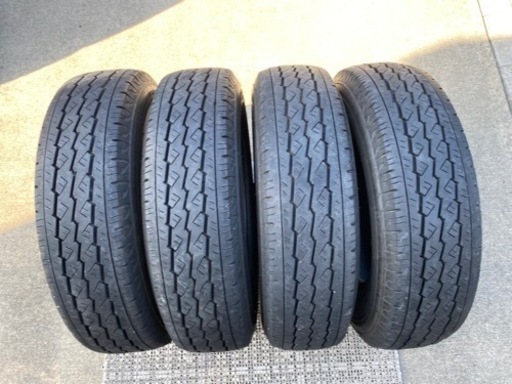 値下げブリヂストン195/80R15 107/105  V600 中古タイヤ　ハイエース　キャラバン