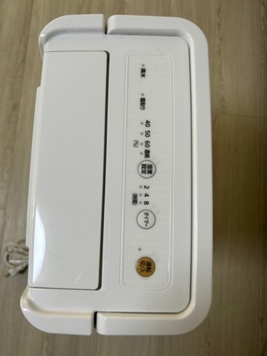 決まりました!!
アイリスオーヤマ コンプレッサー式除湿機 美品