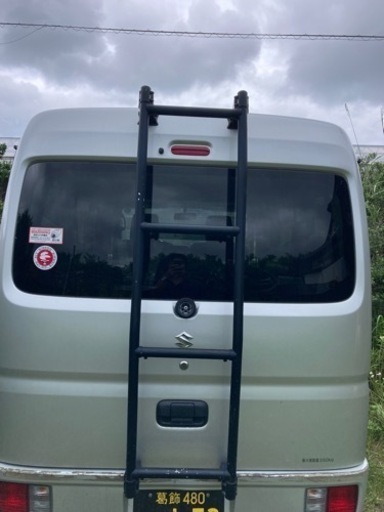 スズキ　エブリｲ ラダー　DA64