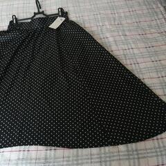 【新品】スカート(ドット)の画像