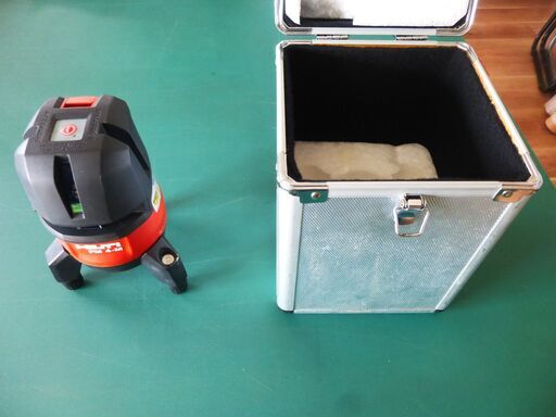 HILTI ヒルティ PM 4-M レーザー墨出し機