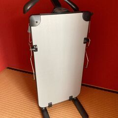 ズボンプレッサー　東芝製　稼働確認済み