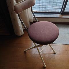 折りたたみ椅子