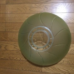 花の型をした天上照明の傘のみ  A137の画像