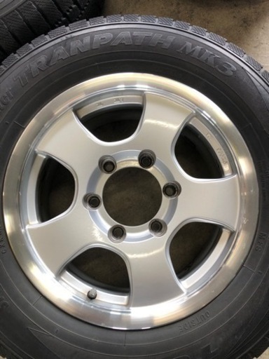 今では希少サイズ。アルミタイヤ４本セット　２１５/６５R１５　レジアス　グランビア等