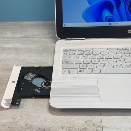 【お取引終了】美品 Pavilion 限定モデル 15.6インチ Full-HDディスプレィ 7世代Core i5 メモリ16G SS