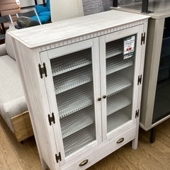 KF-53【新入荷　アウトレット】志岐インテリア　アンティークスタイル　ガラスキャビネット　白