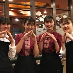 【前払いOK】週1日／1日2時間〜OK！ホール接客スタッフ募集中♬の画像