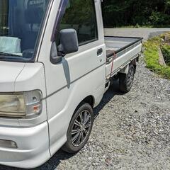 ダイハツハイゼット 4WD ATの画像