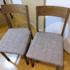 ニトリのダイニングテーブルセットの画像